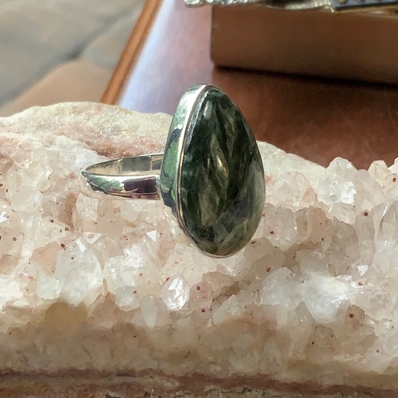NATURAL SERAPHINITE 925 STERLING SILVER RING, SIZE 8.25 - Picture 5 of 11